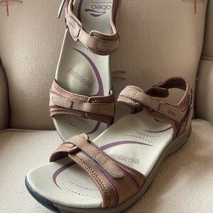 Abeo Goleta BIOSystem Sandals Brown Tan Leather Arch Support Shoes sz 11 M NWOT